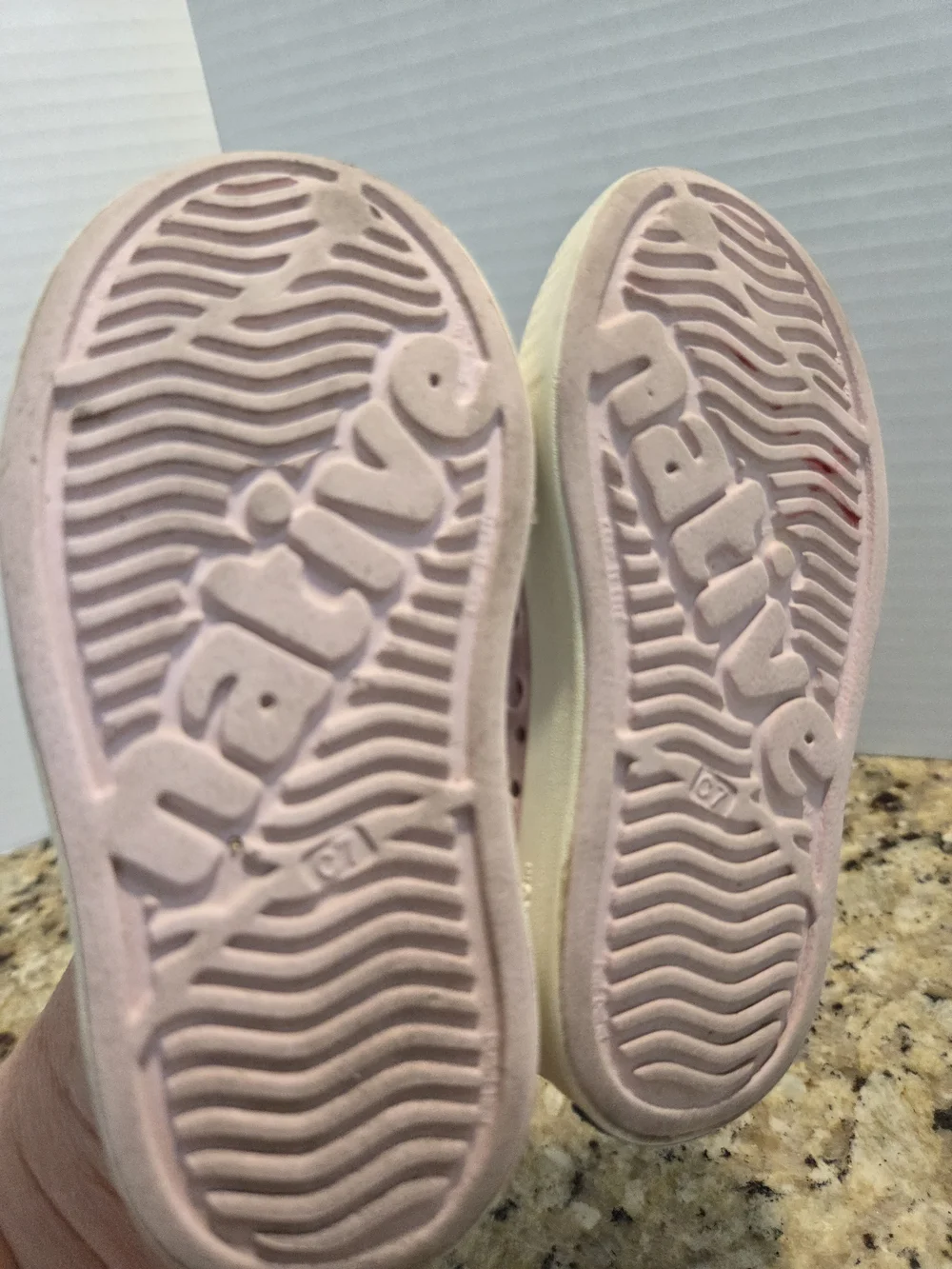 Native Jefferson Slip-On Shoes Sneakers Light Pink Glitter Kids Girls Size C7